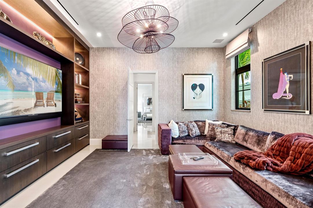 FAMILY_ROOM