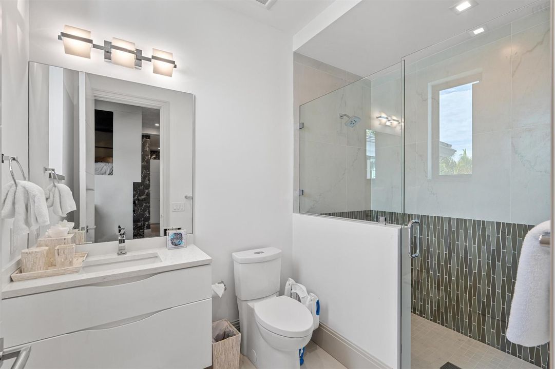 BATHROOM_5