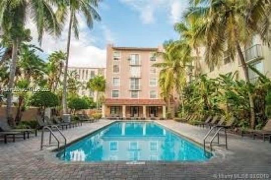 For Rent: $2,494 (2 beds, 2 baths, 1130 Square Feet)