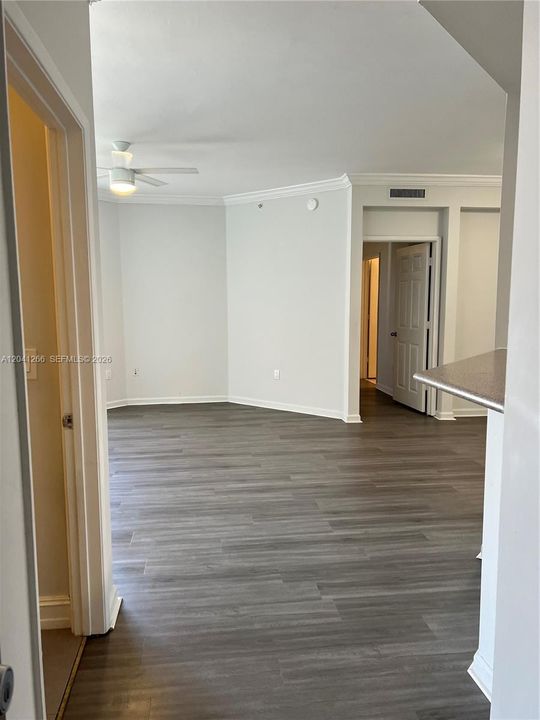 For Rent: $2,494 (2 beds, 2 baths, 1130 Square Feet)