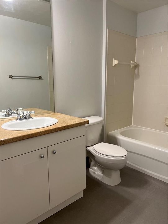 For Rent: $2,494 (2 beds, 2 baths, 1130 Square Feet)