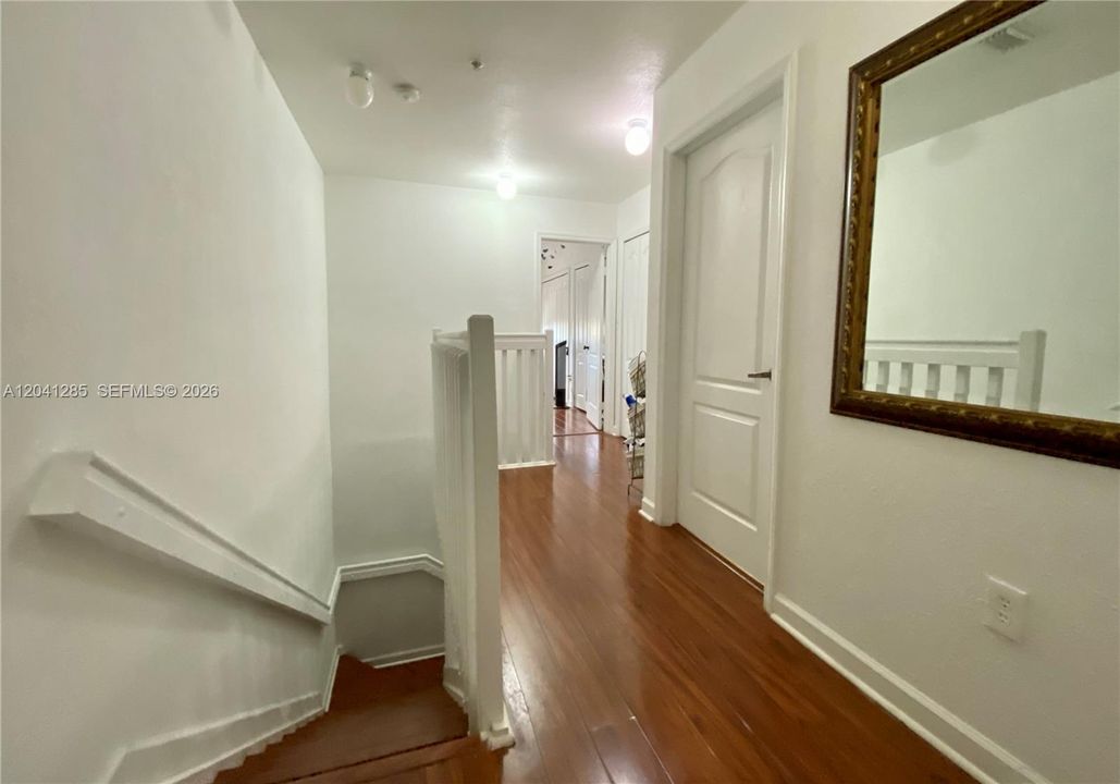En Venta: $307,500 (2 camas, 2 baños, 1030 Pies cuadrados)