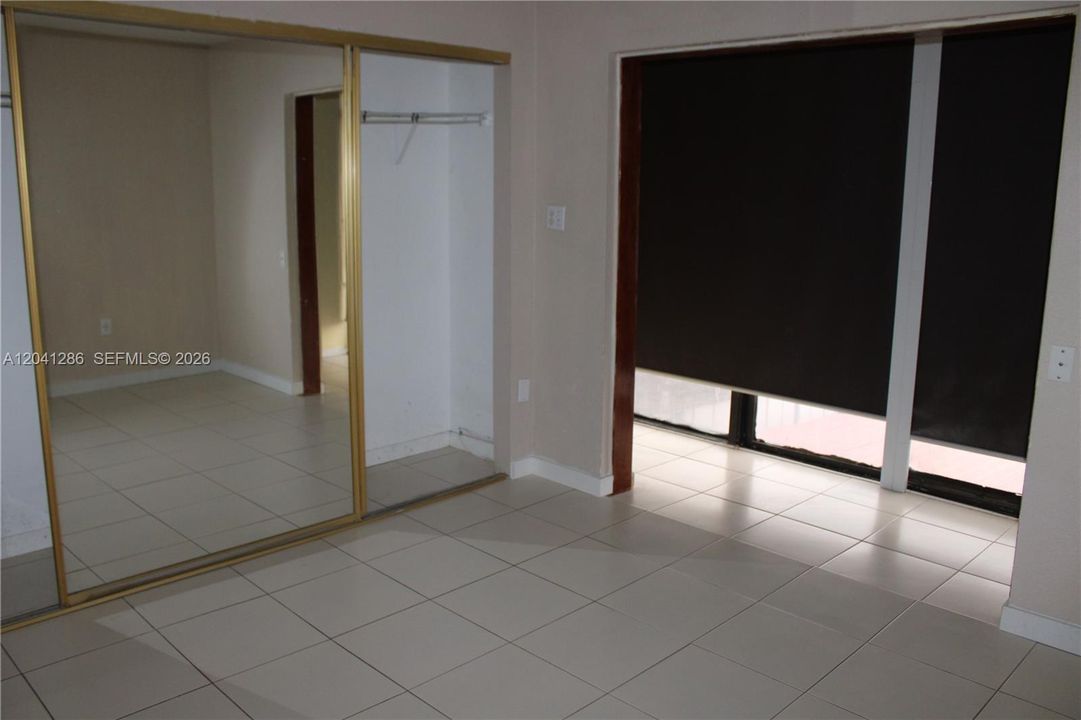 На продажу: $325,000 (2 спален, 1 ванн, 1064 Квадратных фут)