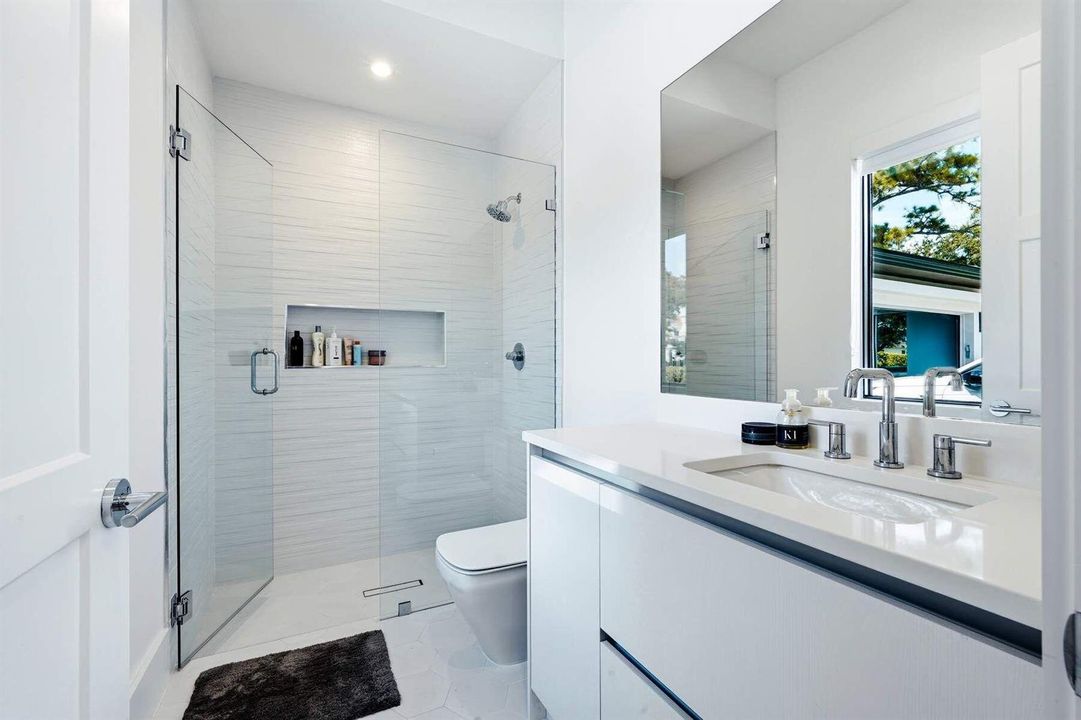 5382 Sea Biscuit Road - 67LXK2(36)