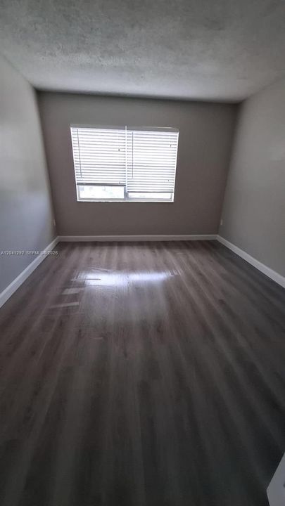 For Rent: $2,000 (2 beds, 2 baths, 1175 Square Feet)