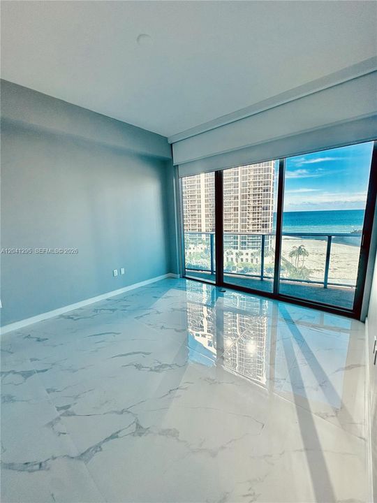 En Venta: $1,250,000 (2 camas, 2 baños, 1361 Pies cuadrados)