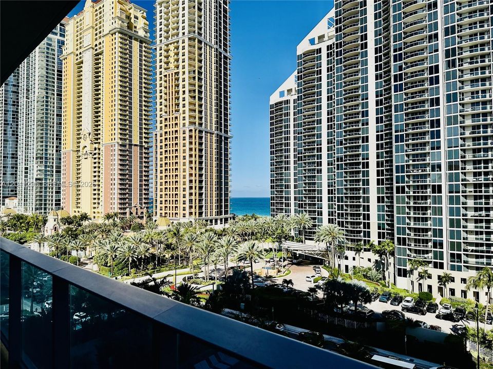 En Venta: $1,250,000 (2 camas, 2 baños, 1361 Pies cuadrados)