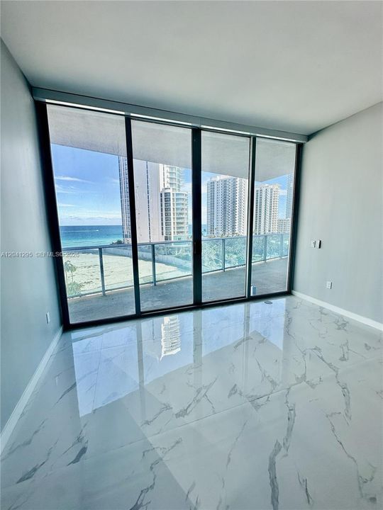 En Venta: $1,250,000 (2 camas, 2 baños, 1361 Pies cuadrados)