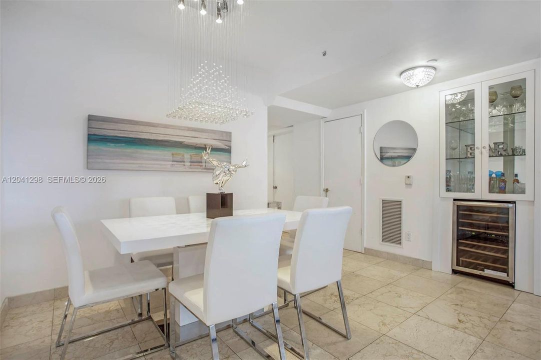 For Rent: $7,700 (2 beds, 2 baths, 1550 Square Feet)