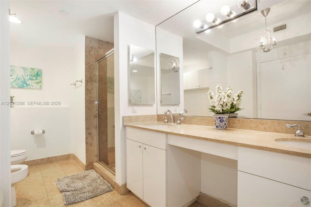 For Rent: $7,700 (2 beds, 2 baths, 1550 Square Feet)