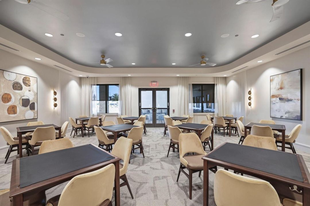 Card Salon