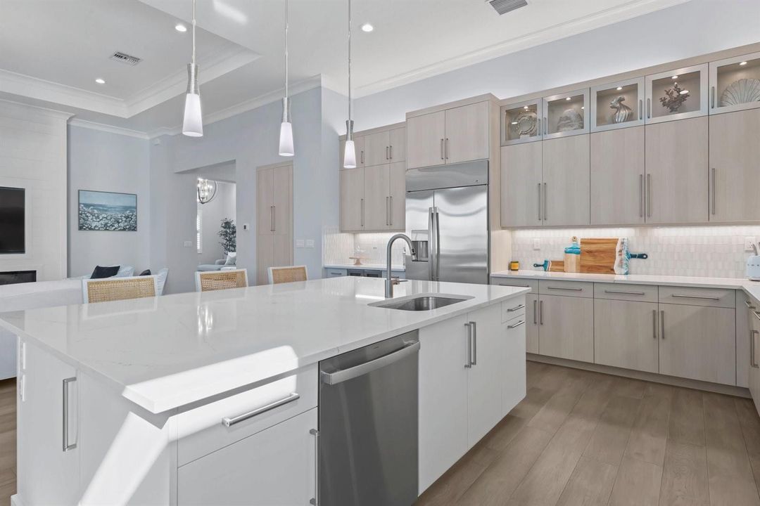 Upgraded Stacked cabinetry