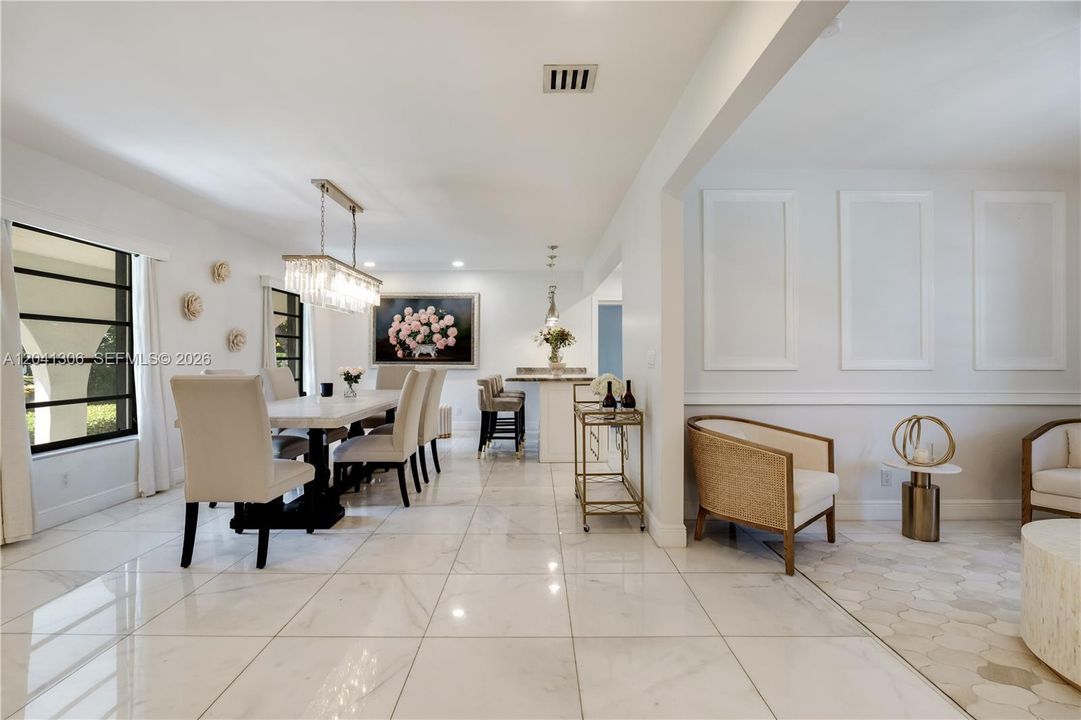 В аренду: $13,500 (5 спален, 2 ванн, 2597 Квадратных фут)