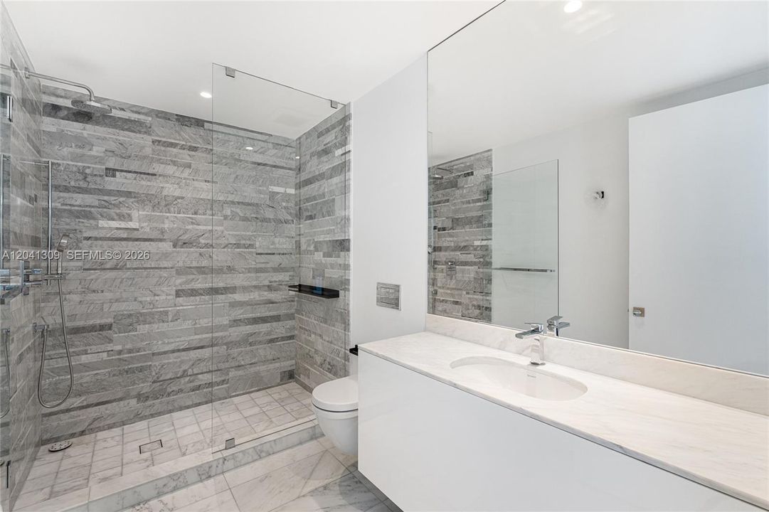 For Sale: $7,400,000 (4 beds, 4 baths, 2531 Square Feet)