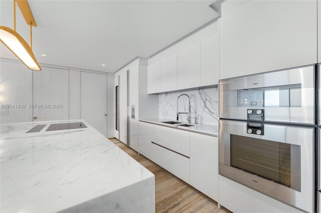 For Sale: $7,400,000 (4 beds, 4 baths, 2531 Square Feet)