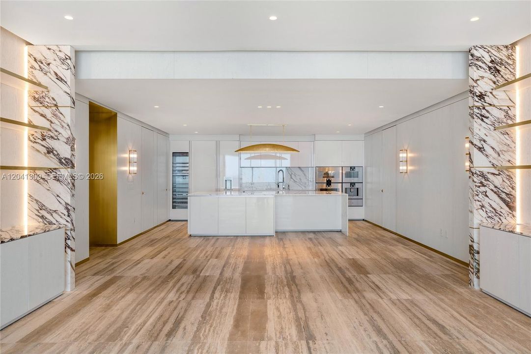 For Sale: $7,400,000 (4 beds, 4 baths, 2531 Square Feet)