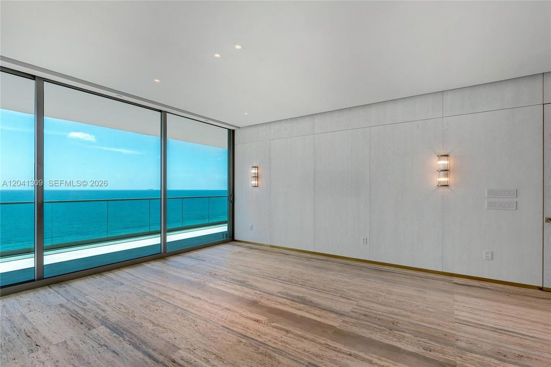 For Sale: $7,400,000 (4 beds, 4 baths, 2531 Square Feet)
