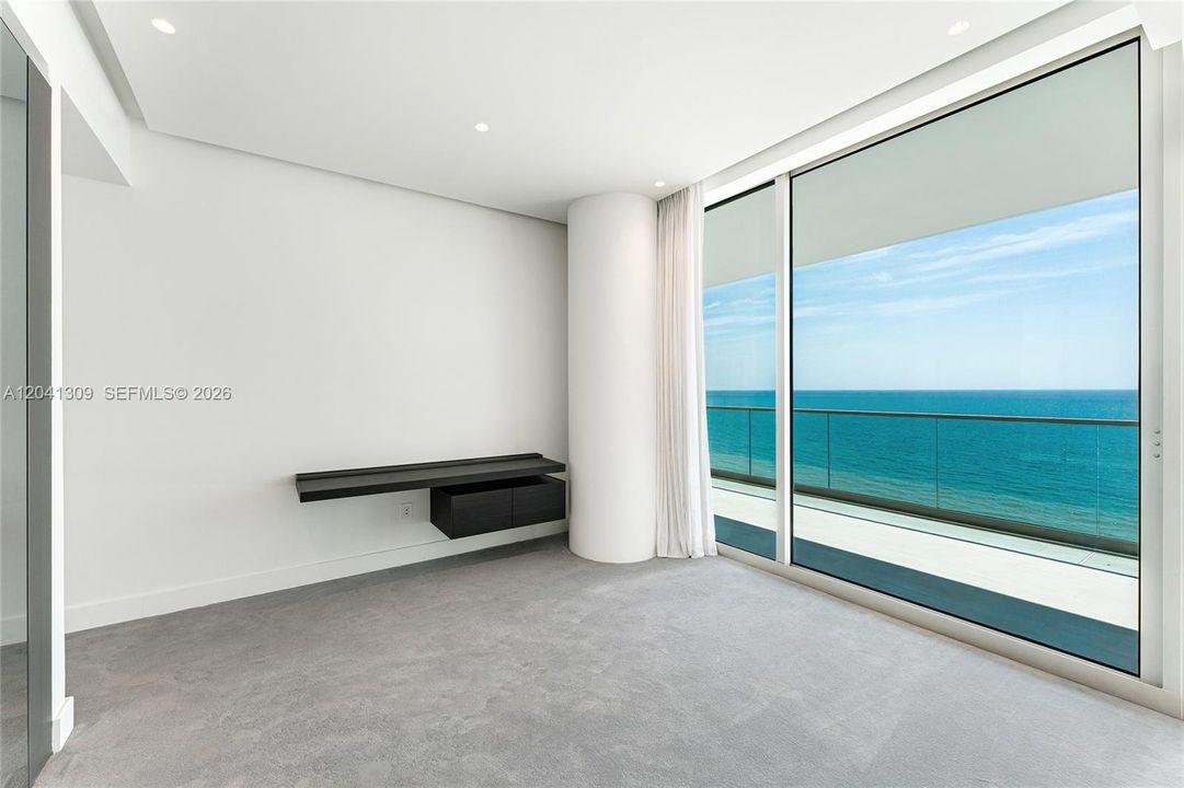 For Sale: $7,400,000 (4 beds, 4 baths, 2531 Square Feet)