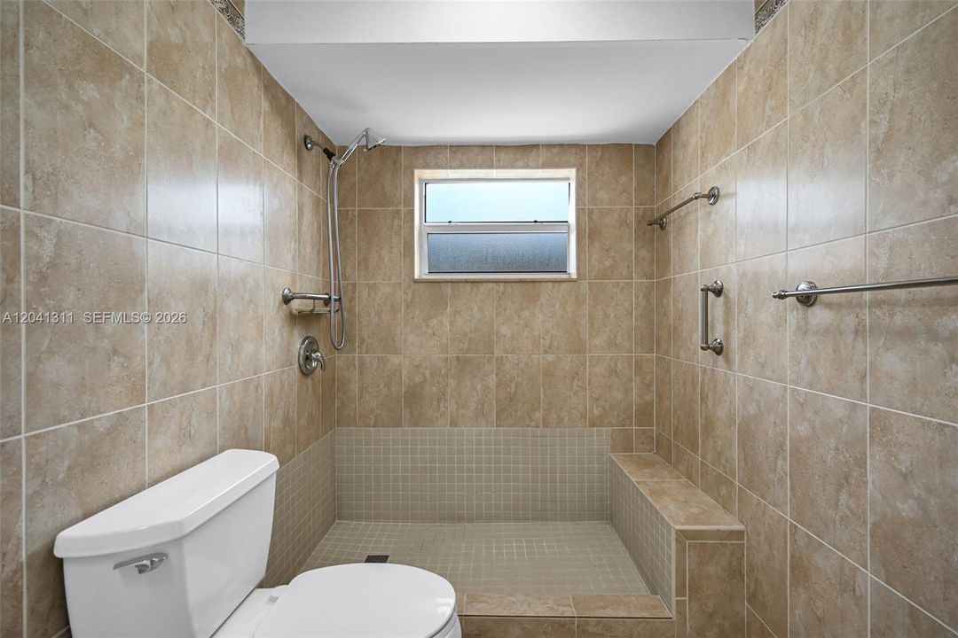 В аренду: $3,300 (3 спален, 2 ванн, 1134 Квадратных фут)