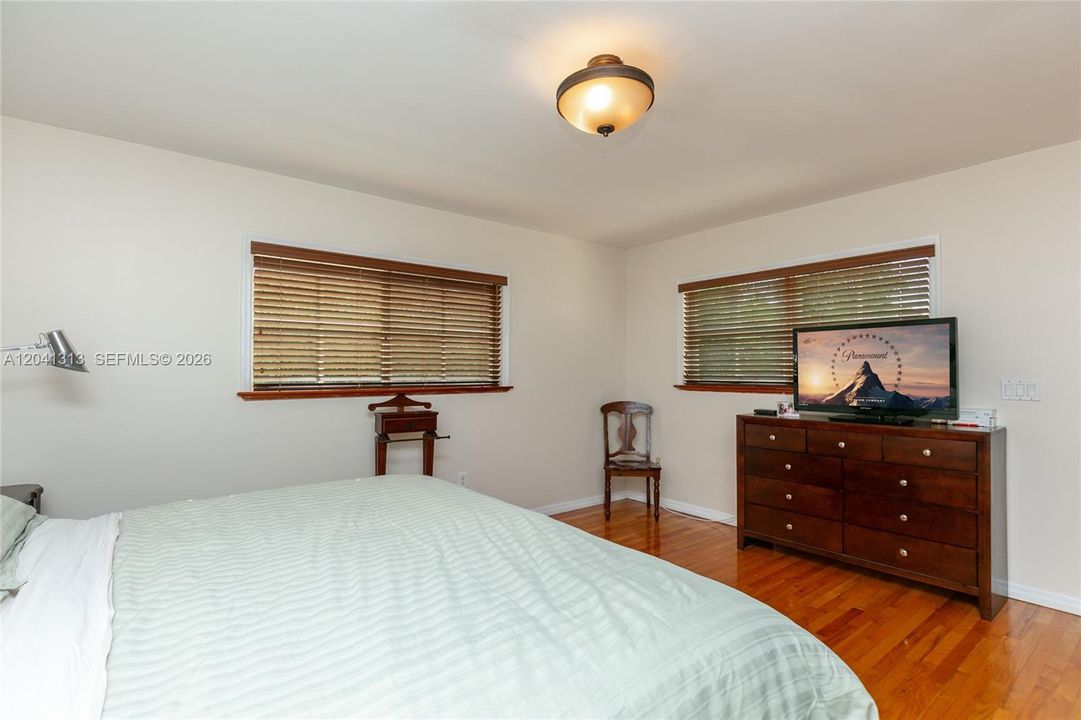 En Renta: $5,200 (3 camas, 2 baños, 1743 Pies cuadrados)