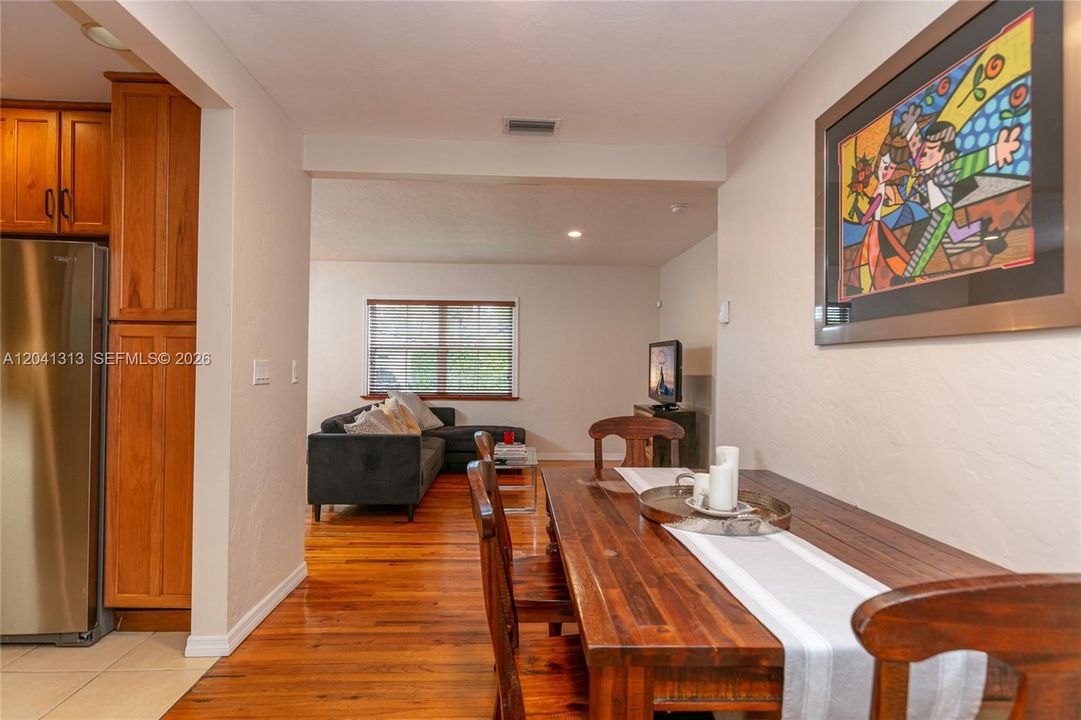 En Renta: $5,200 (3 camas, 2 baños, 1743 Pies cuadrados)
