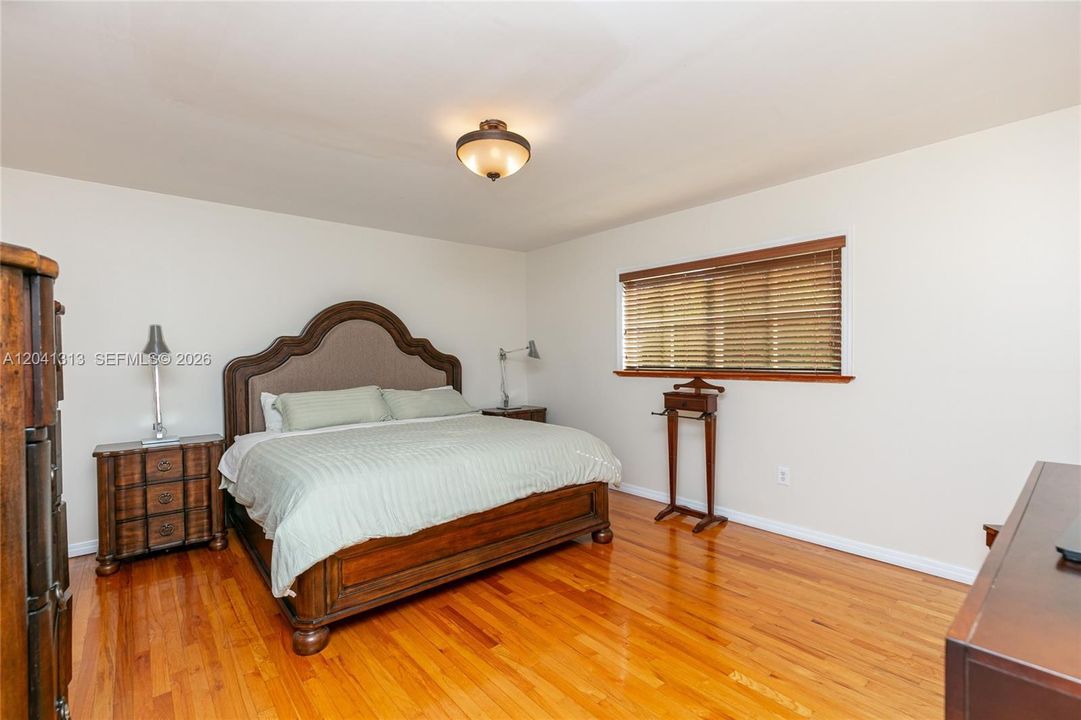 En Renta: $5,200 (3 camas, 2 baños, 1743 Pies cuadrados)