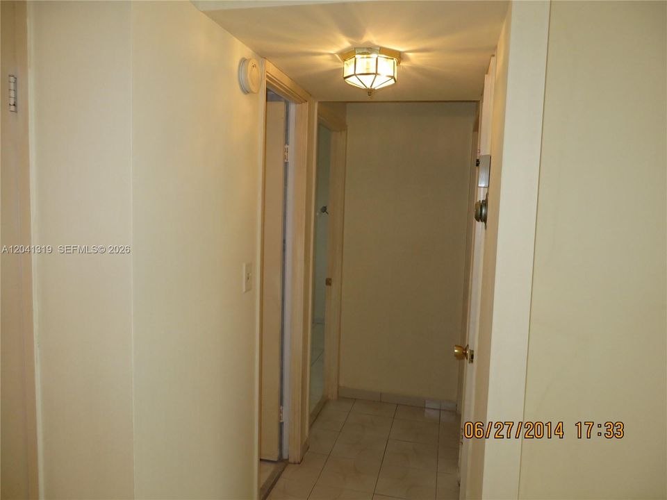 For Sale: $210,000 (2 beds, 2 baths, 1317 Square Feet)