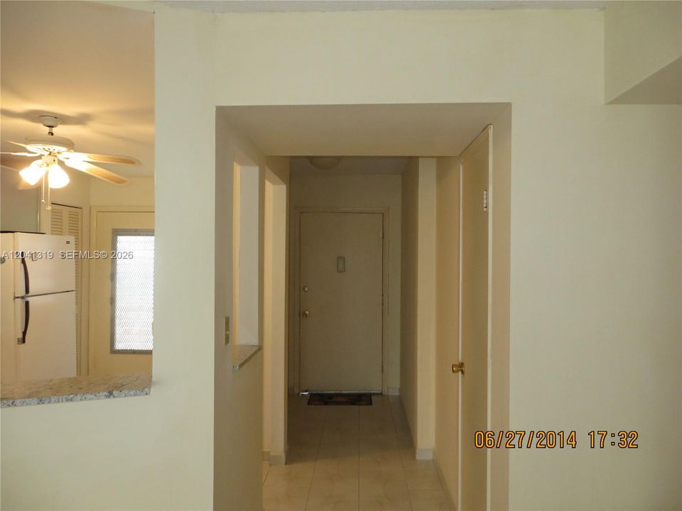 For Sale: $210,000 (2 beds, 2 baths, 1317 Square Feet)