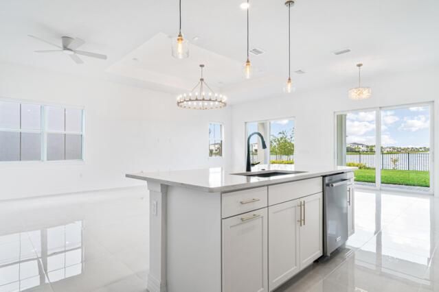 Kitchen/Living
