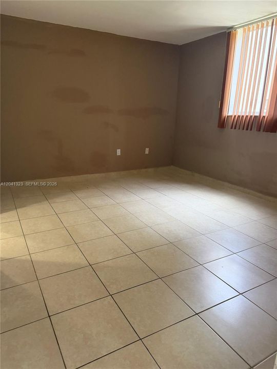 En Venta: $240,000 (2 camas, 2 baños, 960 Pies cuadrados)