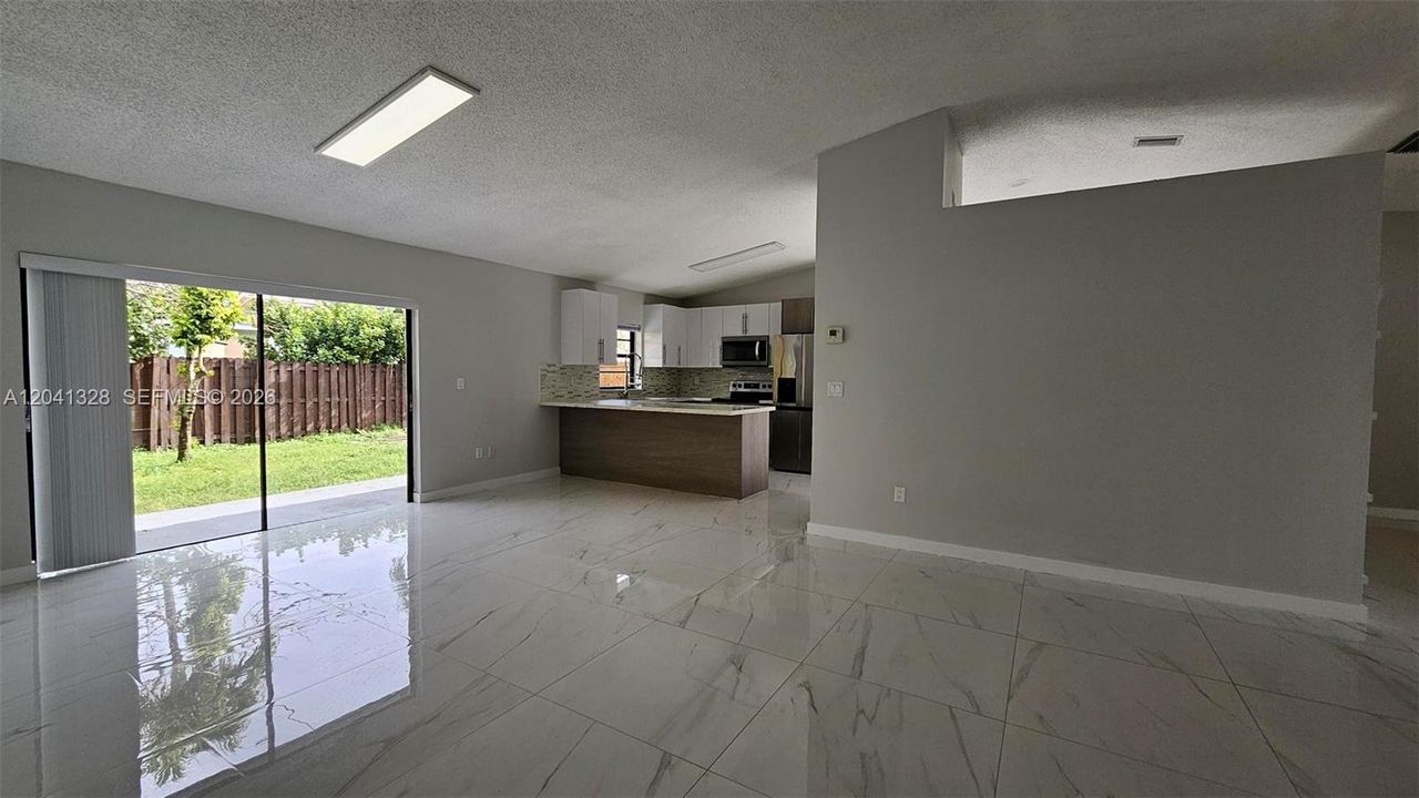 En Renta: $3,500 (3 camas, 2 baños, 1517 Pies cuadrados)