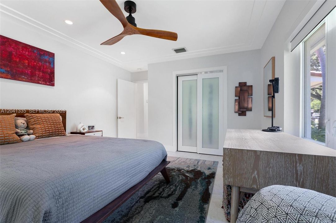 For Sale: $1,950,000 (3 beds, 3 baths, 2042 Square Feet)