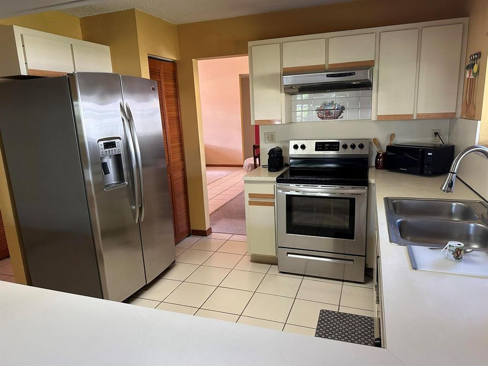 Fernandez kitchen1
