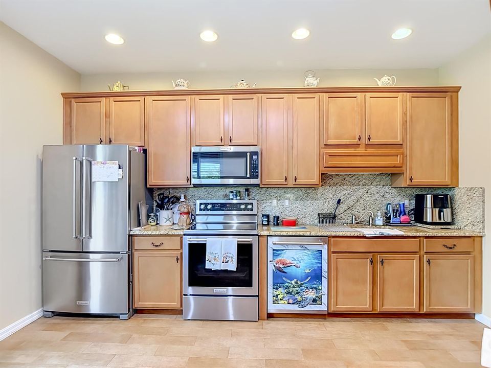 2401 Caslotti Way Cape-29