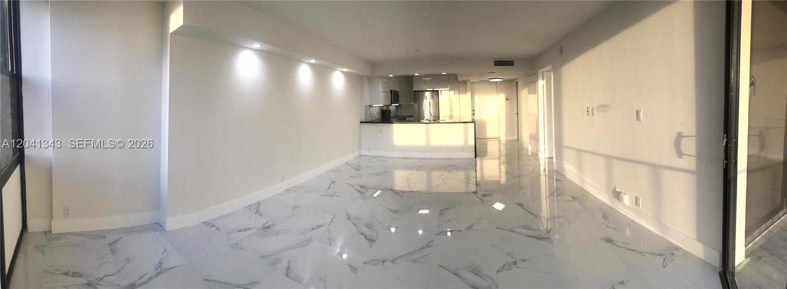 For Sale: $550,000 (1 beds, 1 baths, 1064 Square Feet)