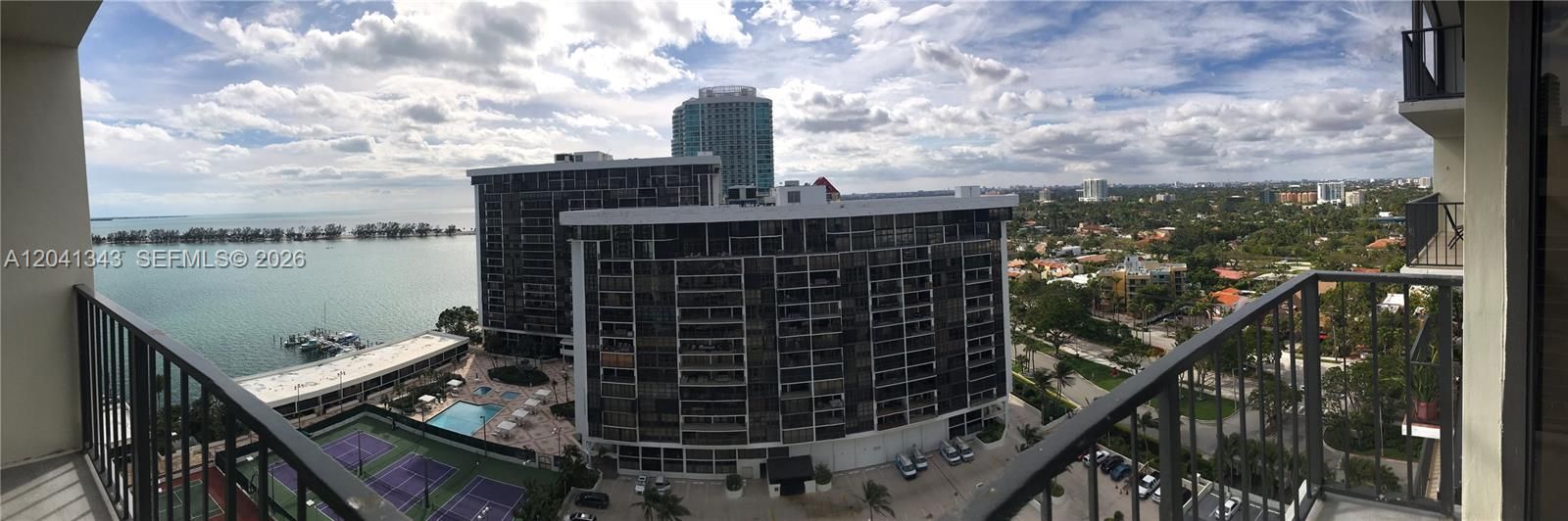For Sale: $550,000 (1 beds, 1 baths, 1064 Square Feet)