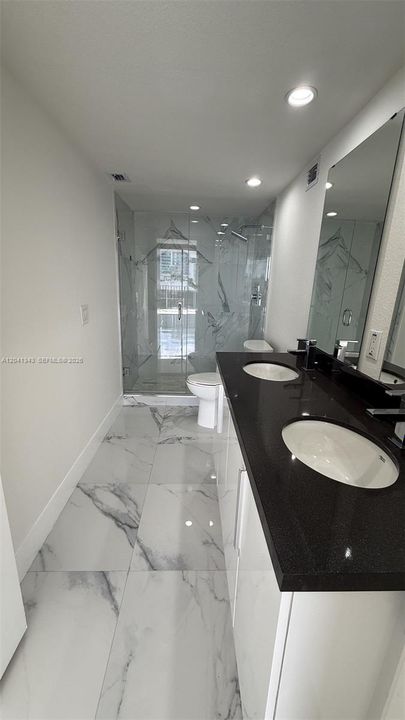 For Sale: $550,000 (1 beds, 1 baths, 1064 Square Feet)