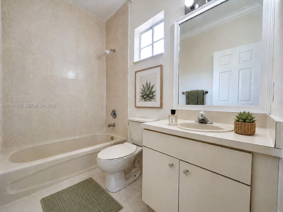 En-suite Bathroom 2