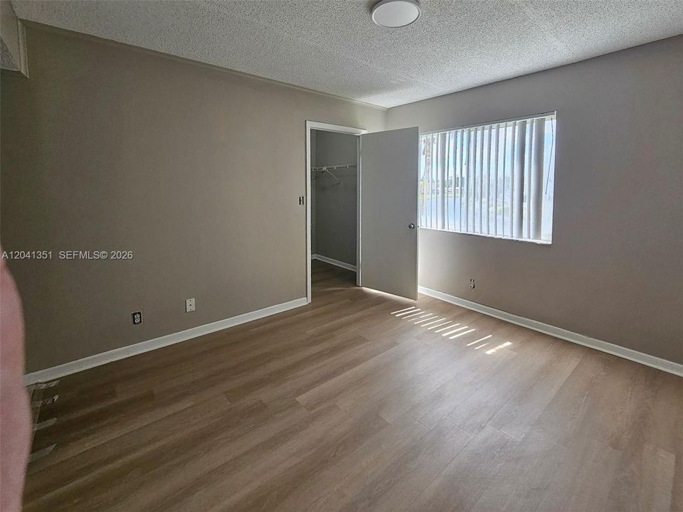 В аренду: $2,100 (2 спален, 2 ванн, 1030 Квадратных фут)