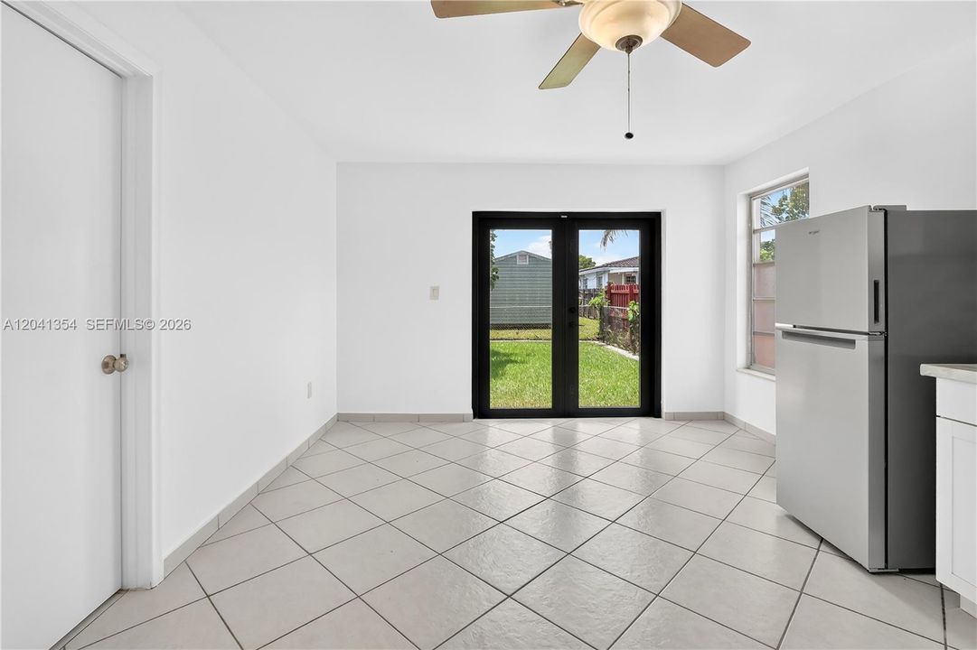 For Sale: $610,000 (3 beds, 2 baths, 1553 Square Feet)