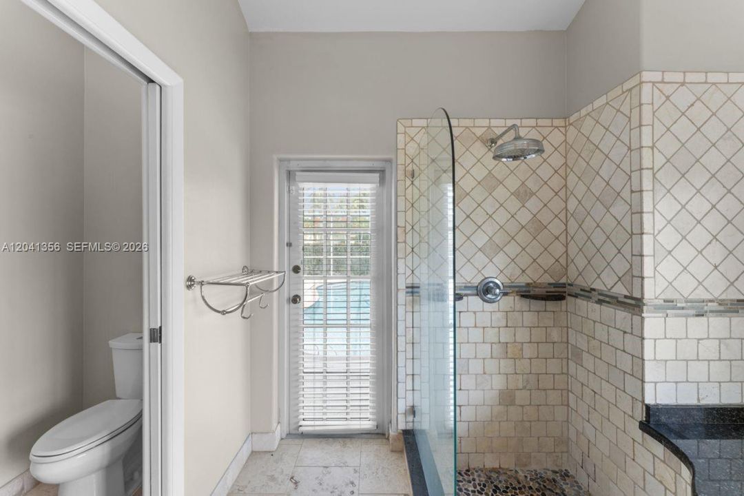 В аренду: $5,900 (4 спален, 3 ванн, 2394 Квадратных фут)