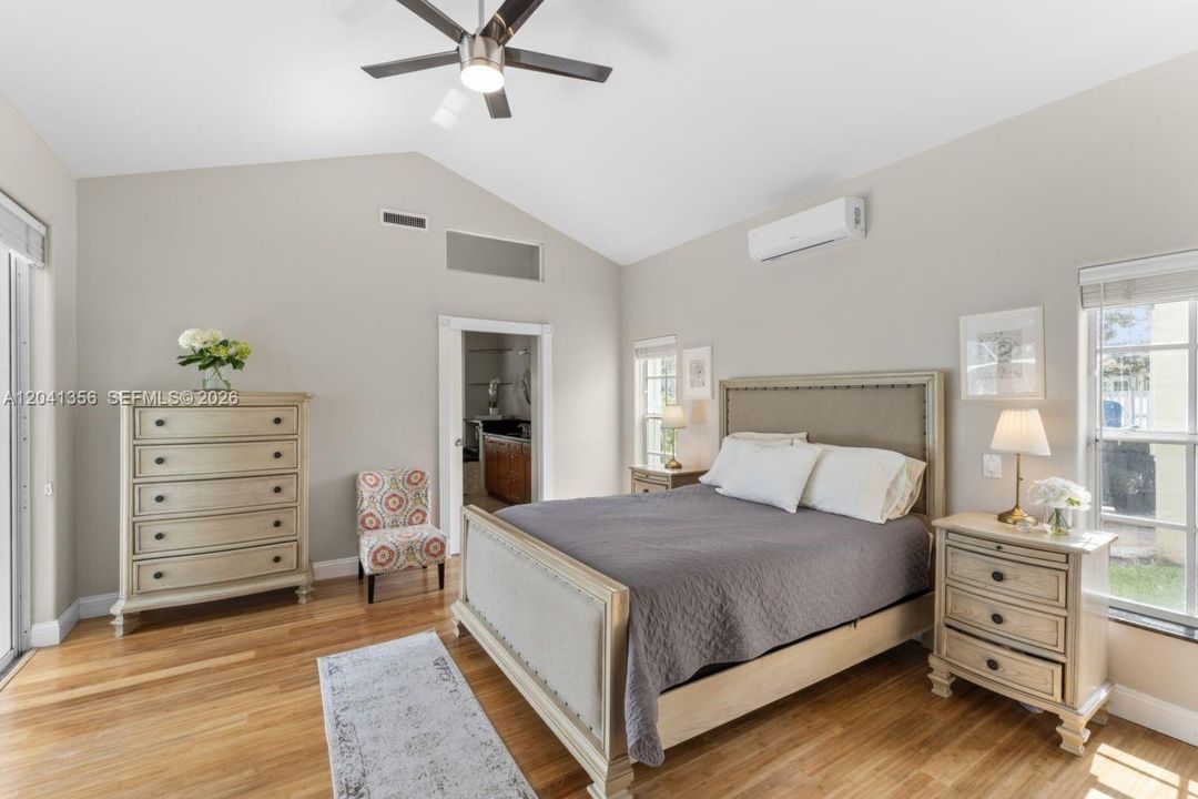 В аренду: $5,900 (4 спален, 3 ванн, 2394 Квадратных фут)