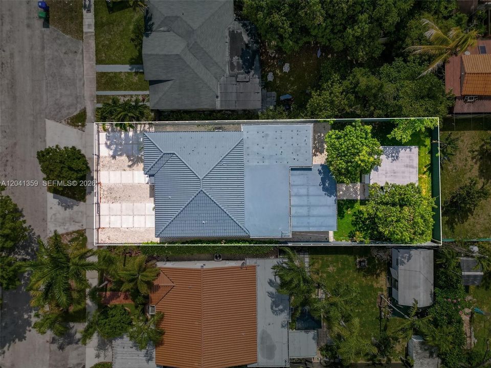 For Sale: $1,390,000 (4 beds, 3 baths, 2512 Square Feet)