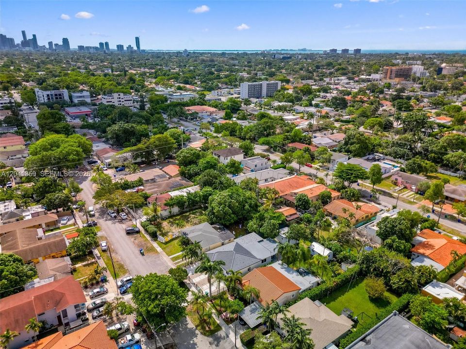For Sale: $1,390,000 (4 beds, 3 baths, 2512 Square Feet)