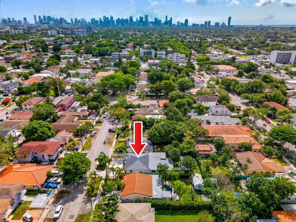 For Sale: $1,390,000 (4 beds, 3 baths, 2512 Square Feet)