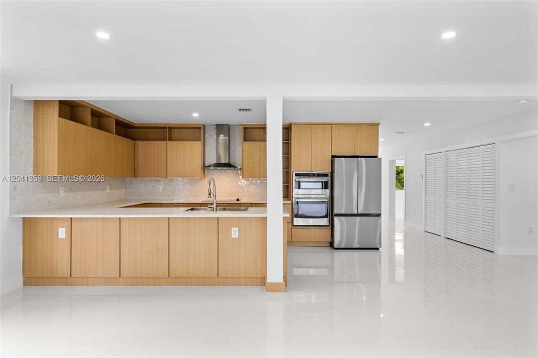 For Sale: $1,390,000 (4 beds, 3 baths, 2512 Square Feet)