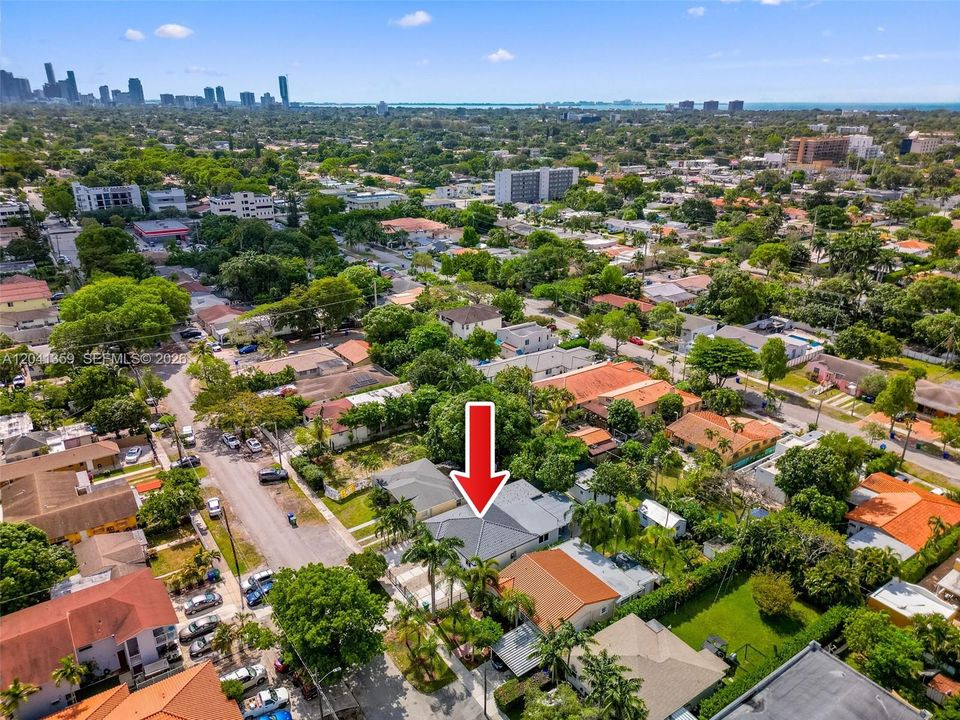 For Sale: $1,390,000 (4 beds, 3 baths, 2512 Square Feet)