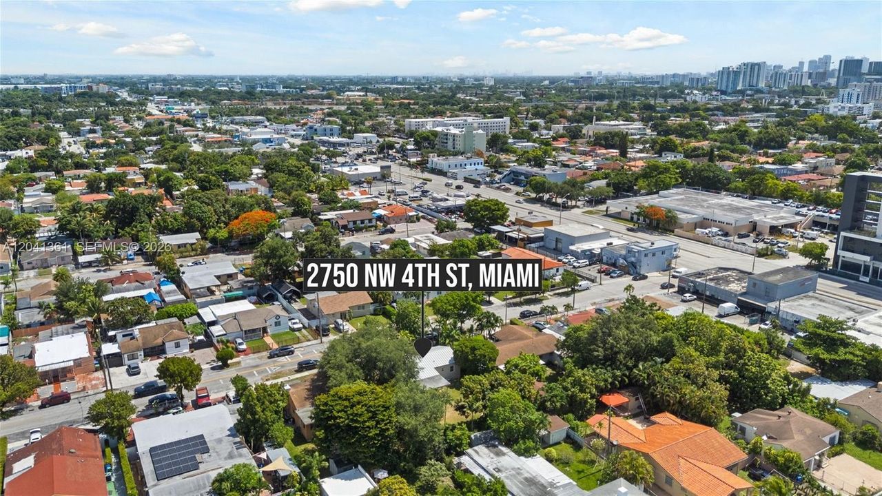 For Sale: $589,000 (2 beds, 1 baths, 1016 Square Feet)