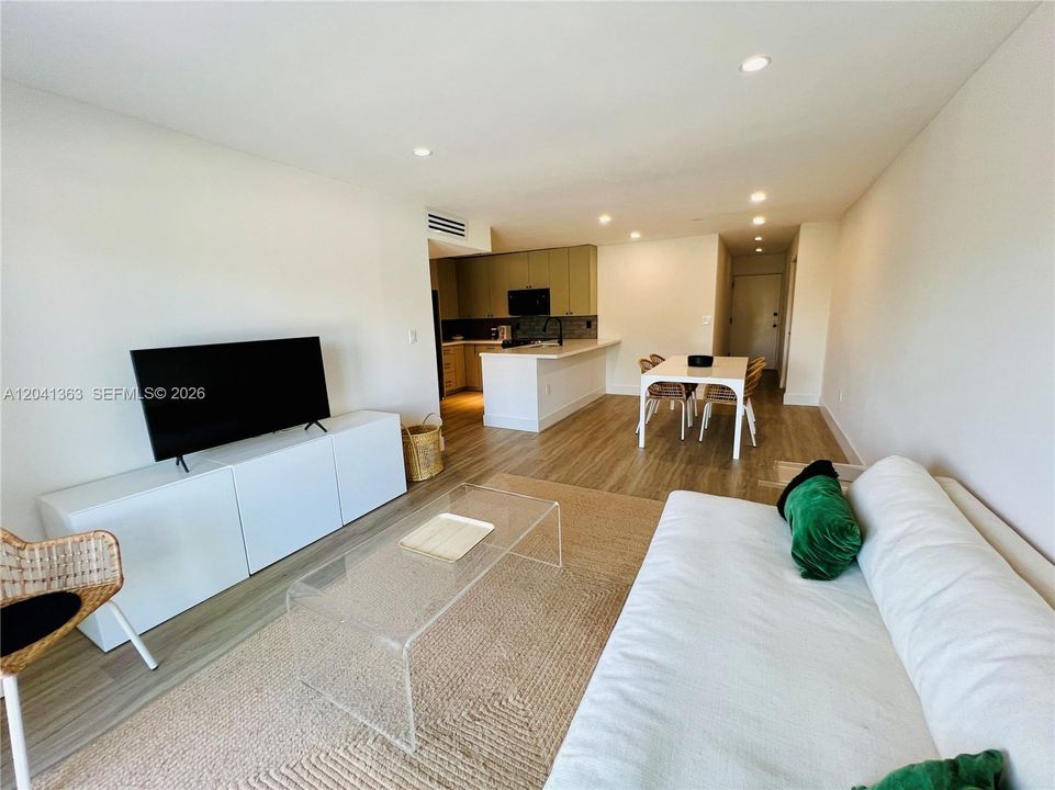 En Renta: $3,600 (2 camas, 2 baños, 946 Pies cuadrados)