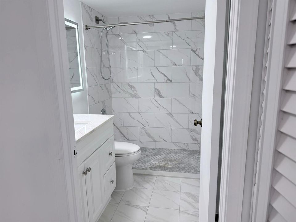 2nd bath shower